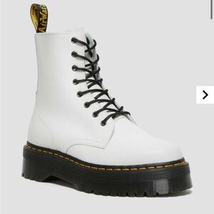 Dr. Martens JADON BOOT SMOOTH LEATHER PLATFORMS